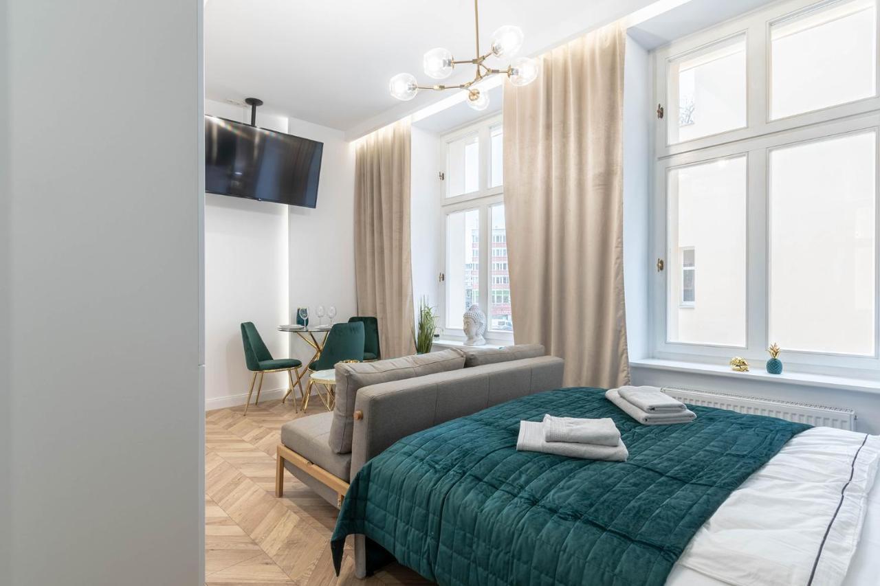 Golden Circles No.2 Apartment Posen
